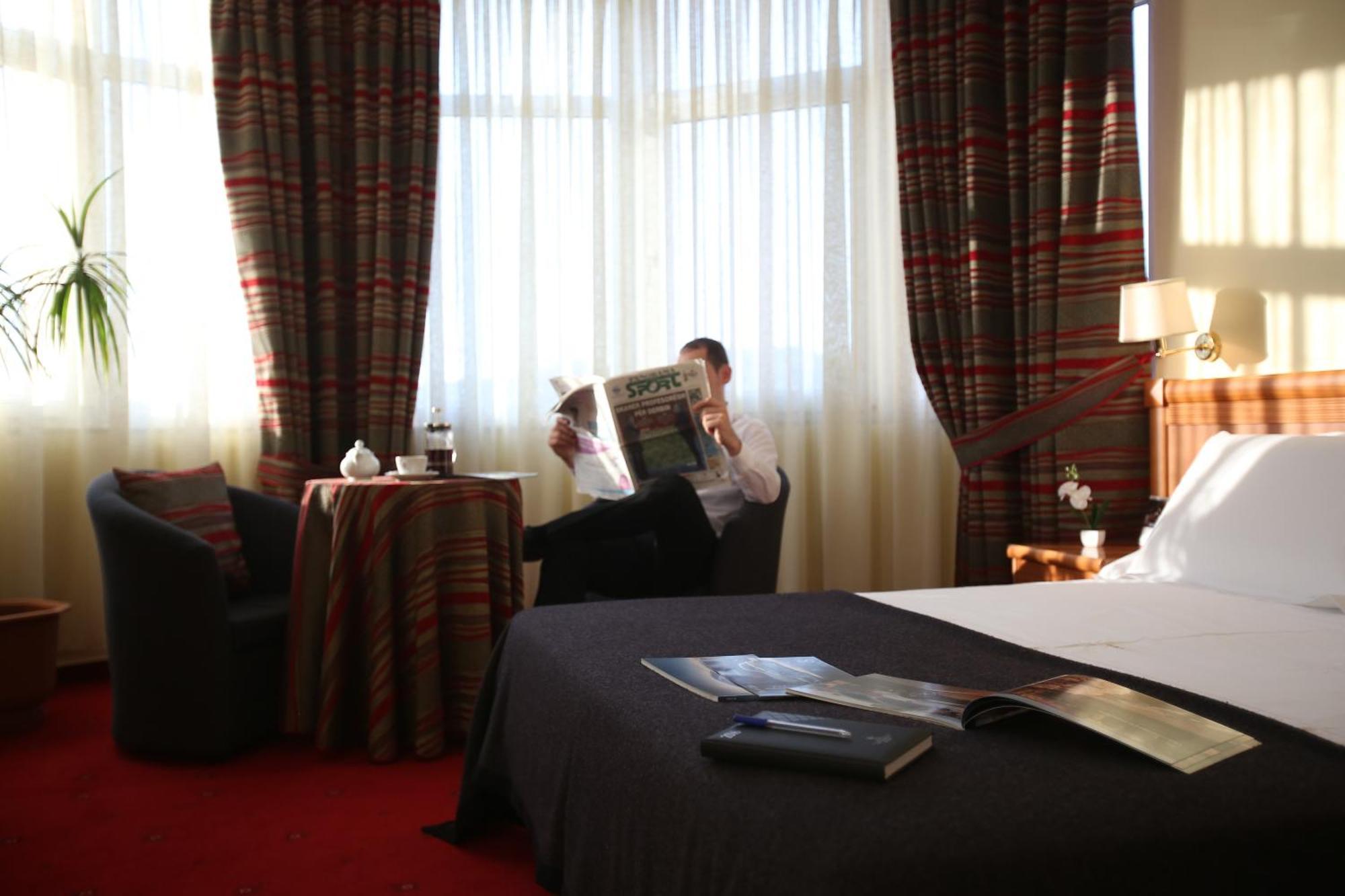 Hotel Continental Vore ภายนอก รูปภาพ
