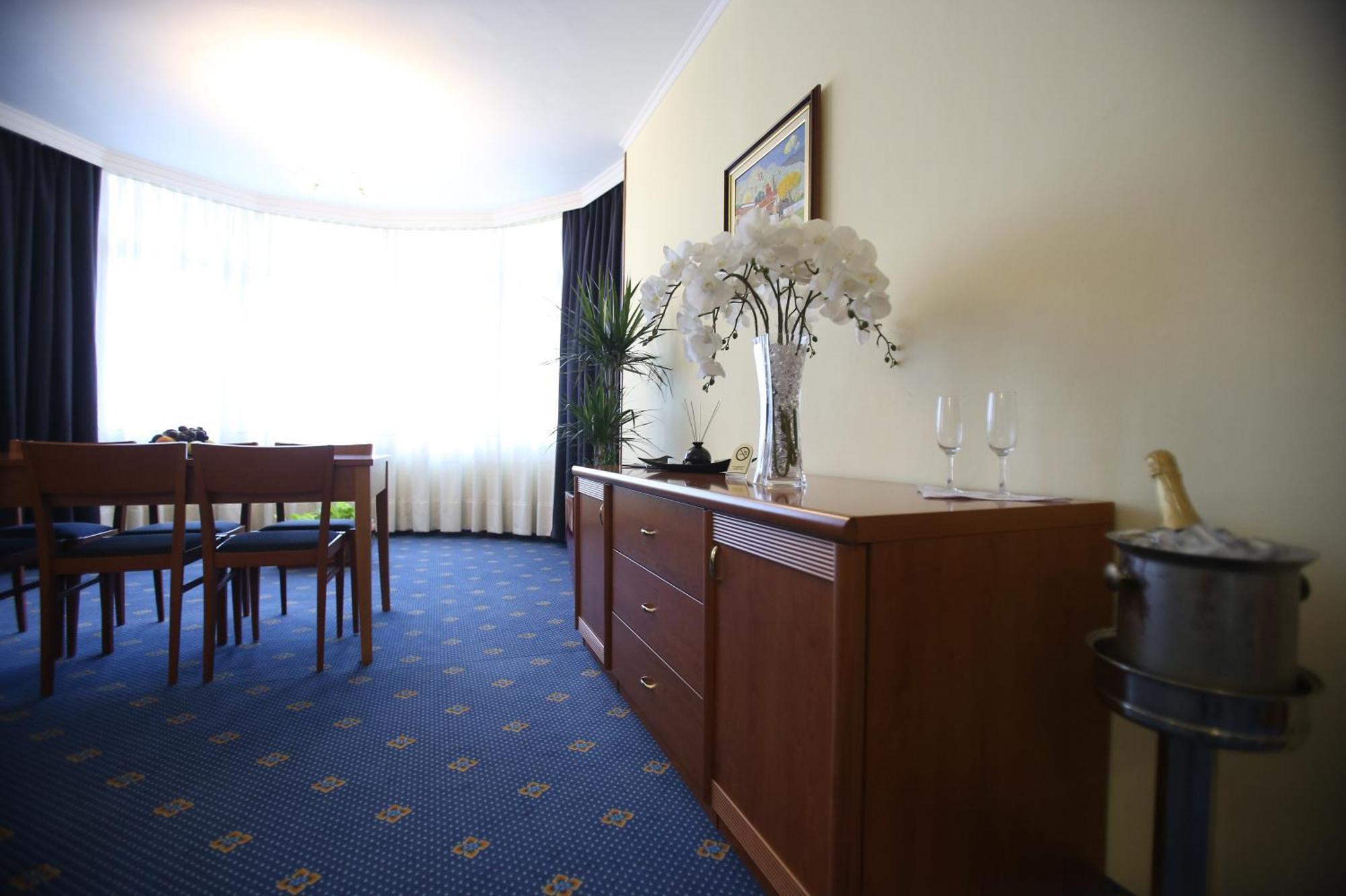 Hotel Continental Vore ห้อง รูปภาพ