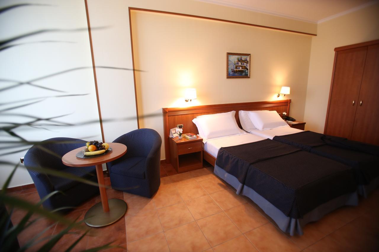 Hotel Continental Vore ภายนอก รูปภาพ